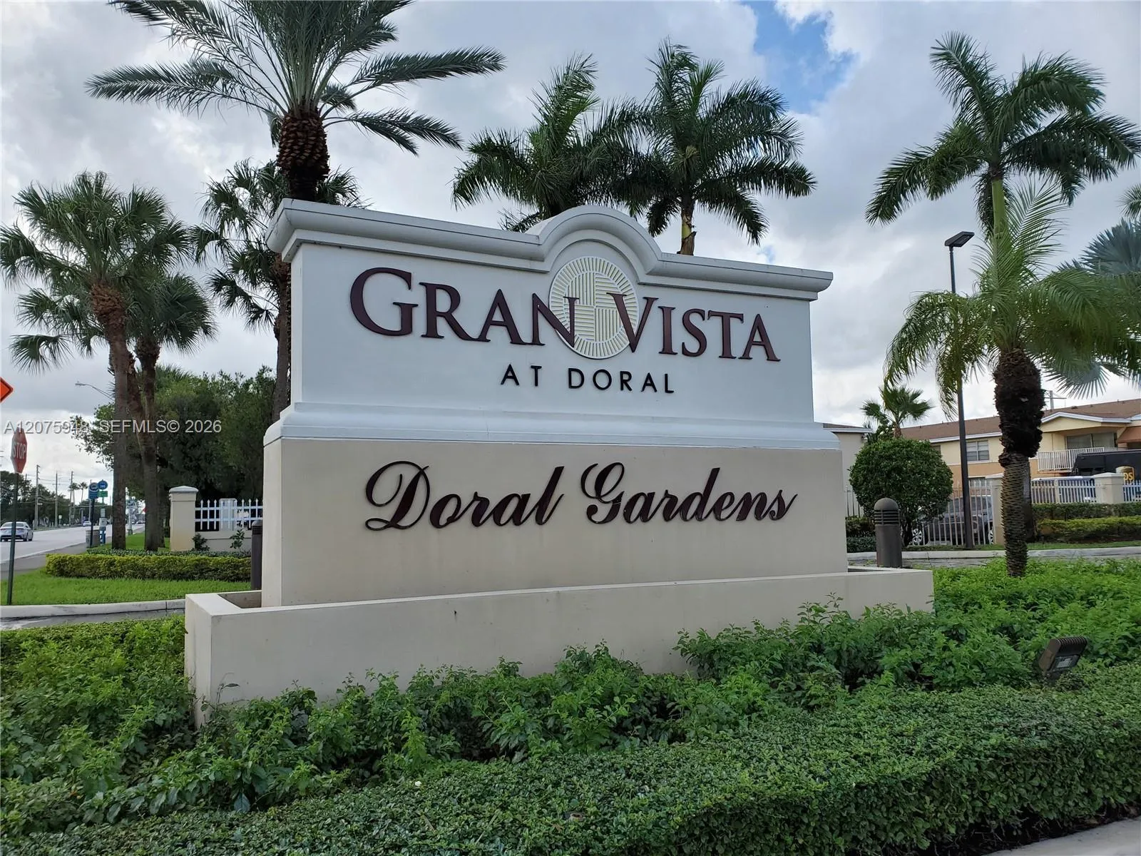 Foto de propiedad en 4440 NW 79th Avenue 2G, Doral, FL 33166 Doral con MLS# 