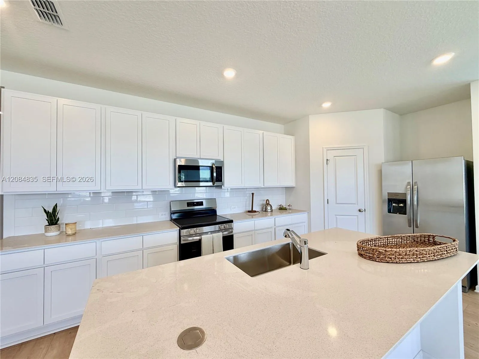 Foto de propiedad en 4443 Vibernum Avenue A, St. Cloud, FL 34772 St. Cloud con MLS# 