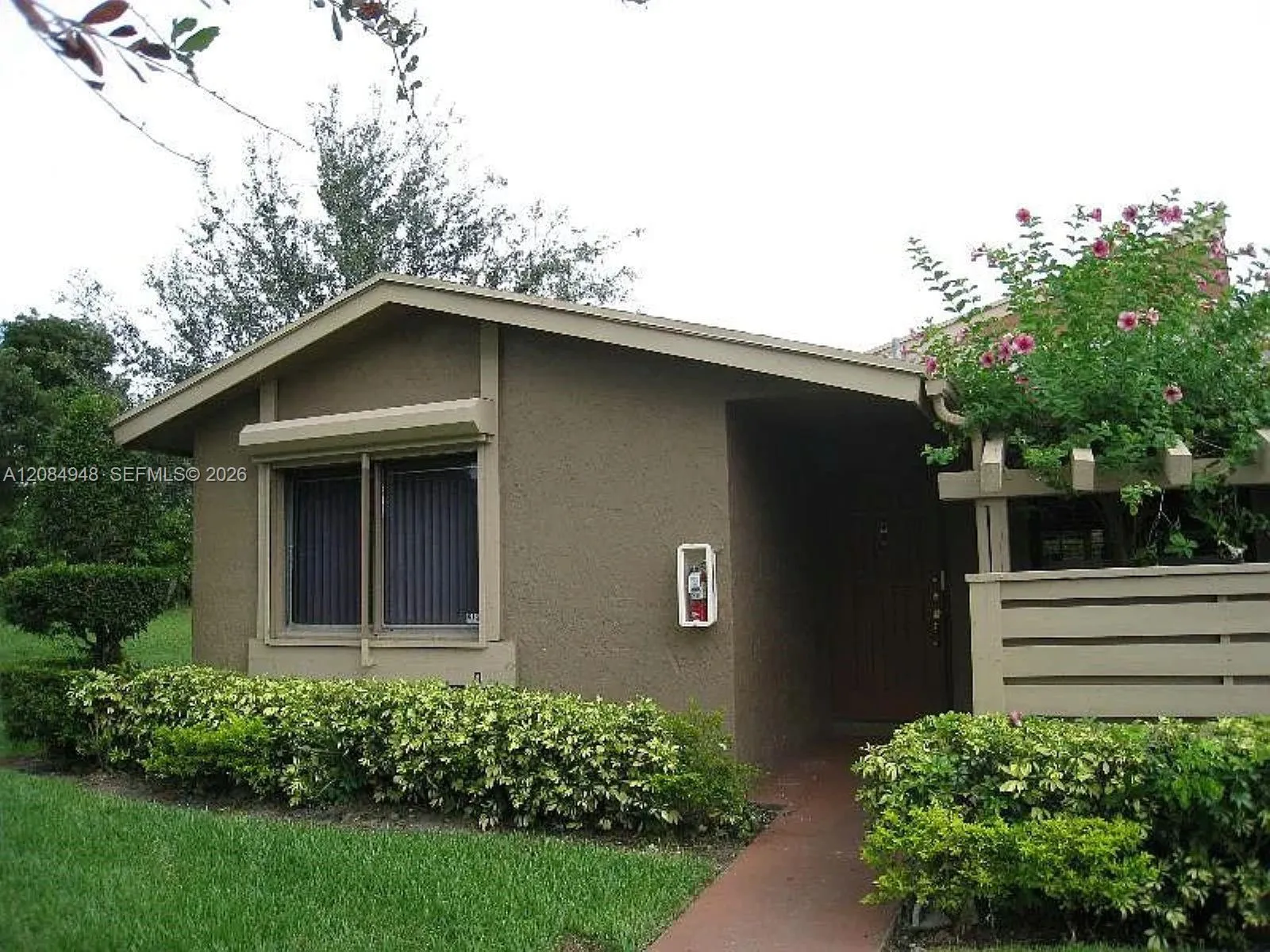 En Renta 447 Lakeview Drive 1, Weston, FL 33326, Weston, FL 33326