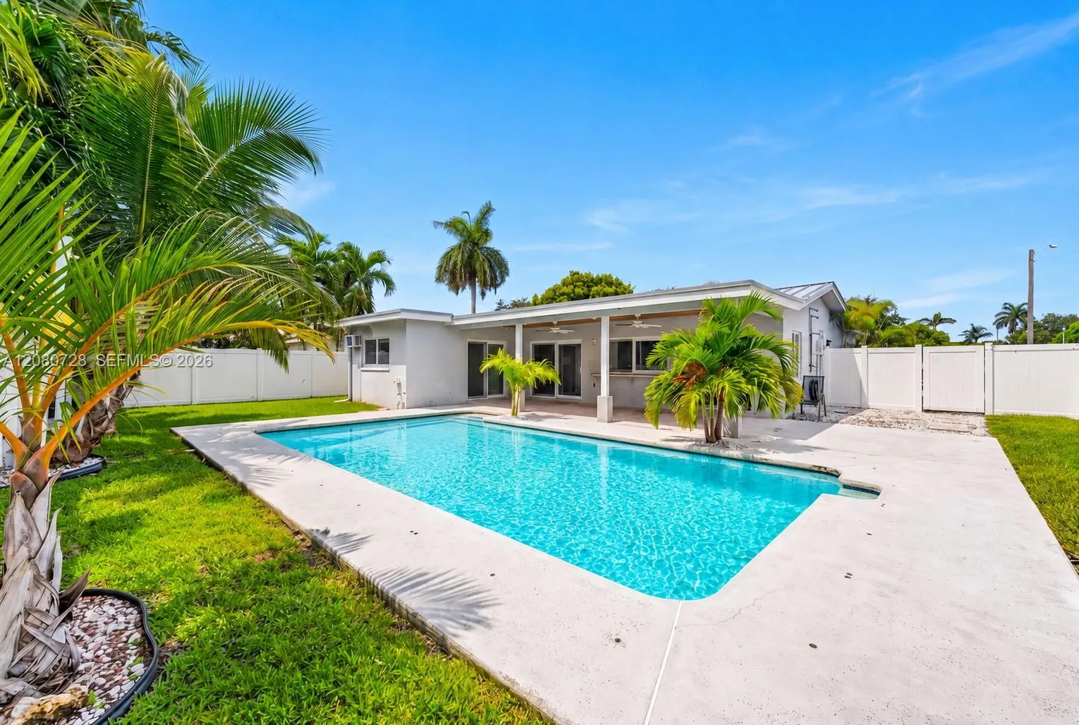 En Venta 4490 NW 19th Way, Oakland Park, FL 33309, Oakland Park, FL 33309