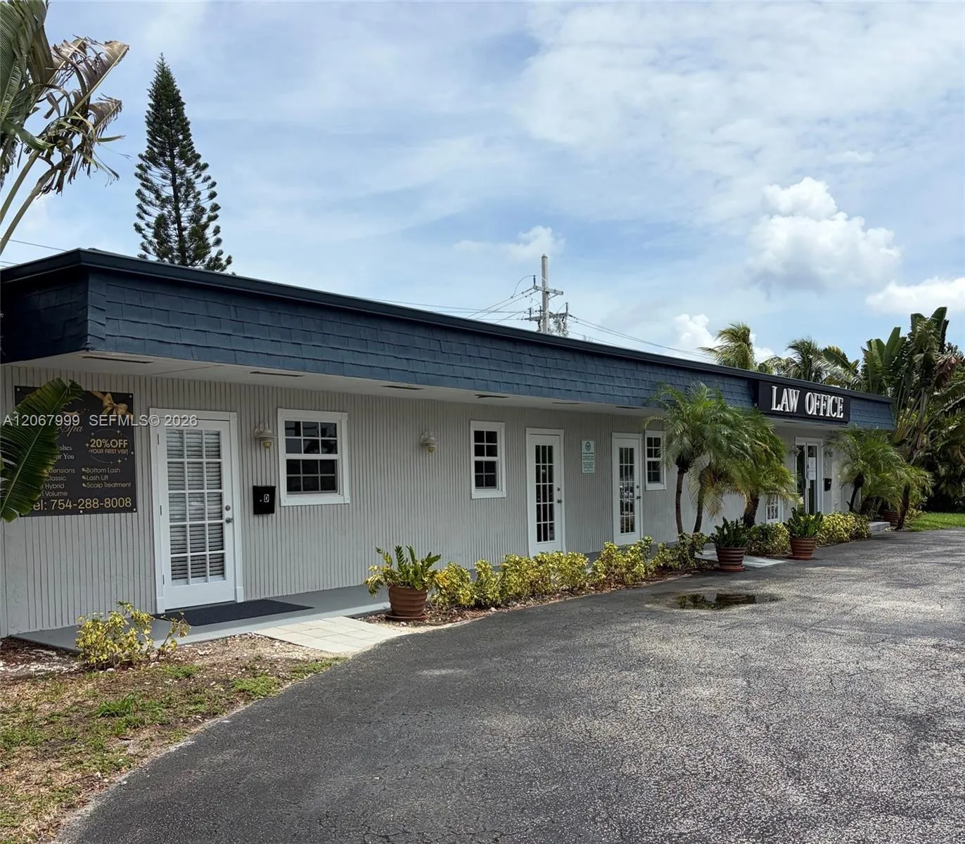 Foto de propiedad en 45 E Sheridan Street, Dania Beach, FL 33004 Dania Beach con MLS# 