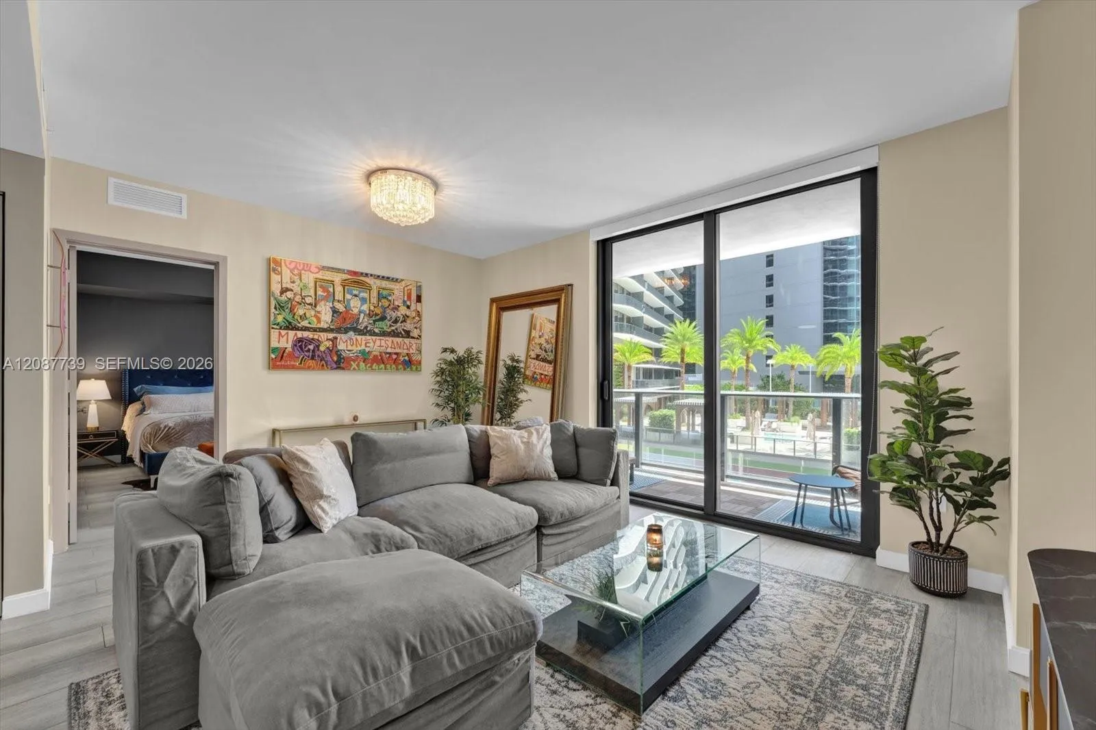 En Venta 45 SW 9th Street 1002, Miami, FL 33130, Miami, FL 33130
