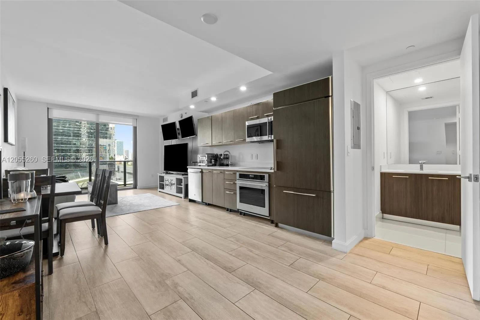 En Renta 45 SW 9th Street 1109, Miami, FL 33130, Miami, FL 33130