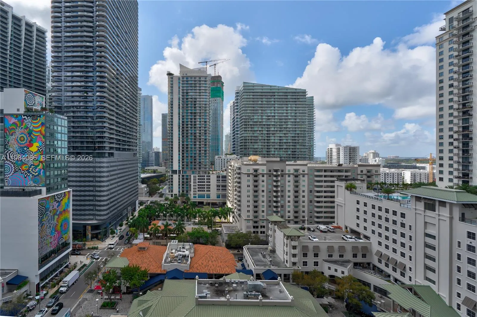 En Venta 45 SW 9th Street 1405, Miami, FL 33130, Miami, FL 33130