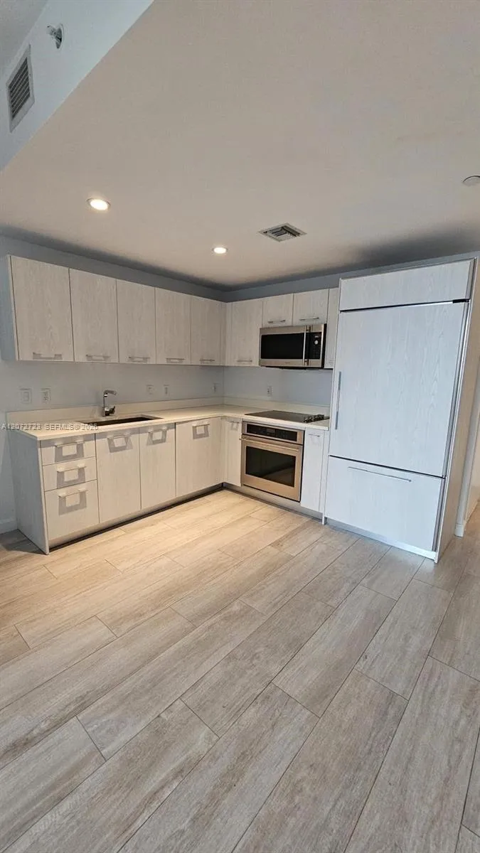 Foto de propiedad en 45 SW 9th Street 2102, Miami, FL 33130 Miami con MLS#