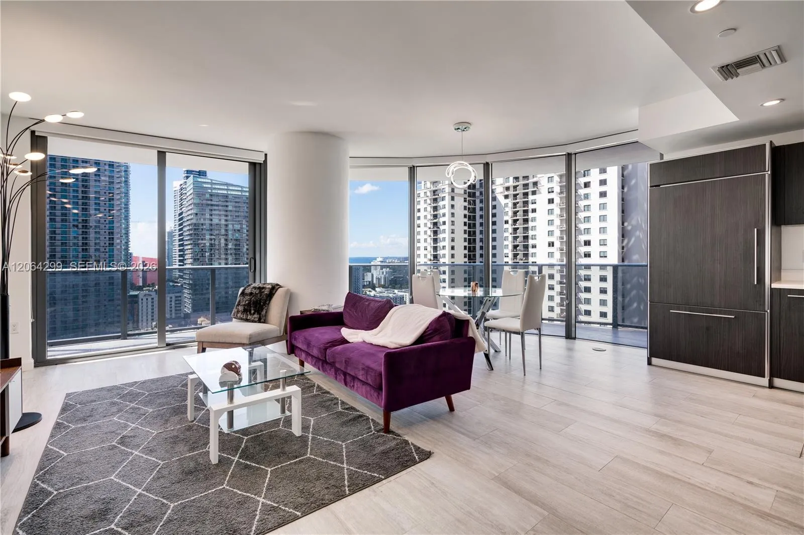 Foto de propiedad en 45 SW 9th Street 2306, Miami, FL 33130 Miami con MLS#