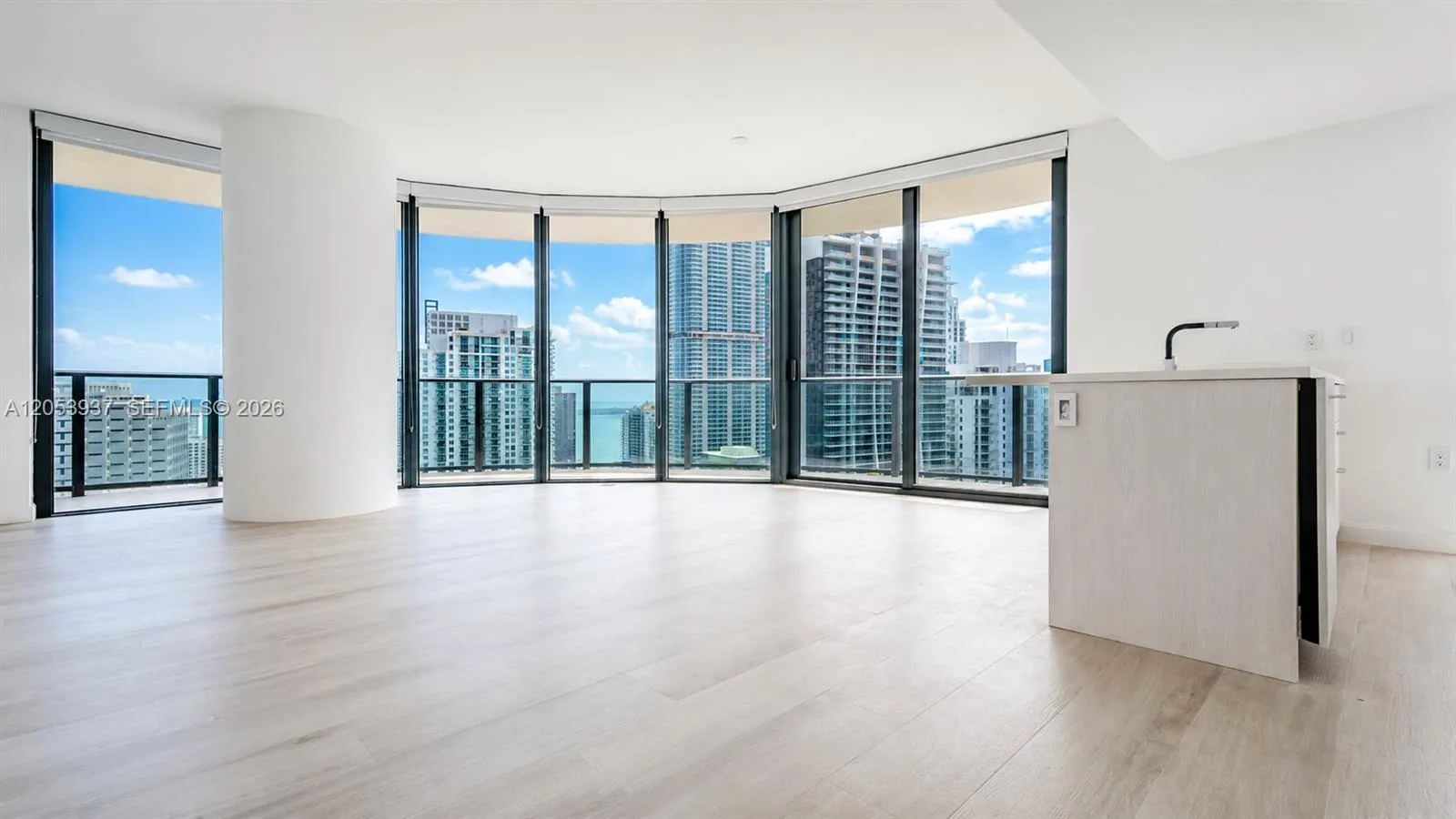 En Renta 45 SW 9th Street 3303, Miami, FL 33130, Miami, FL 33130