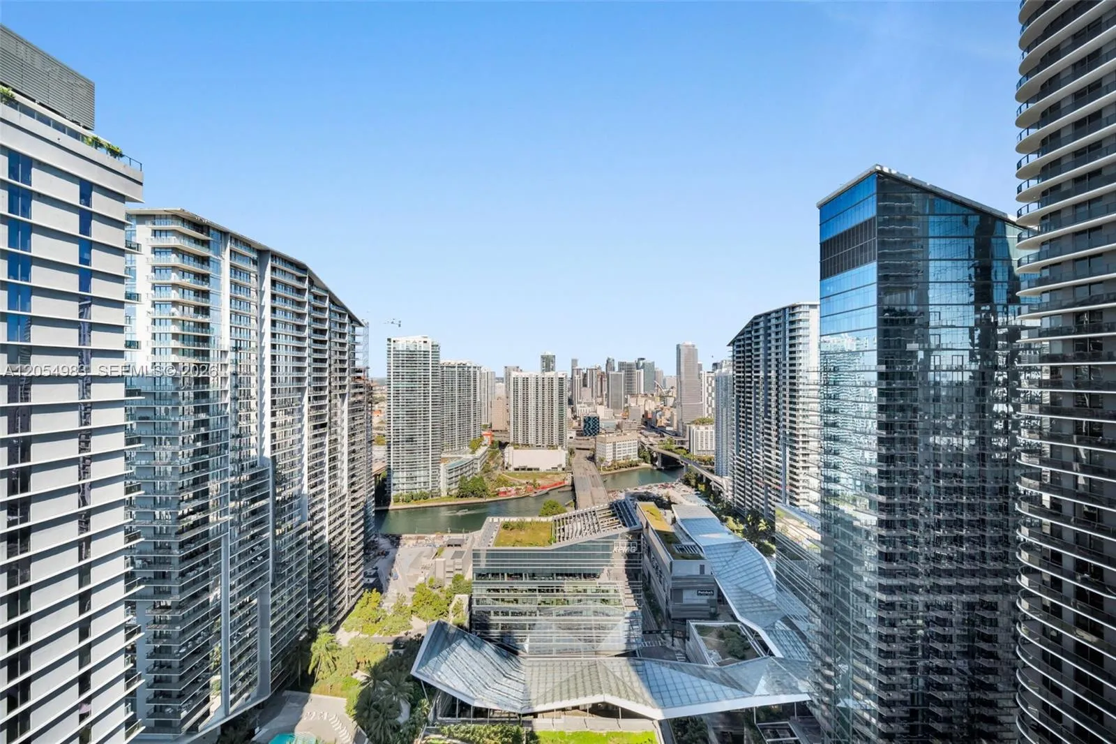 En Renta 45 SW 9th Street 3909, Miami, FL 33130, Miami, FL 33130