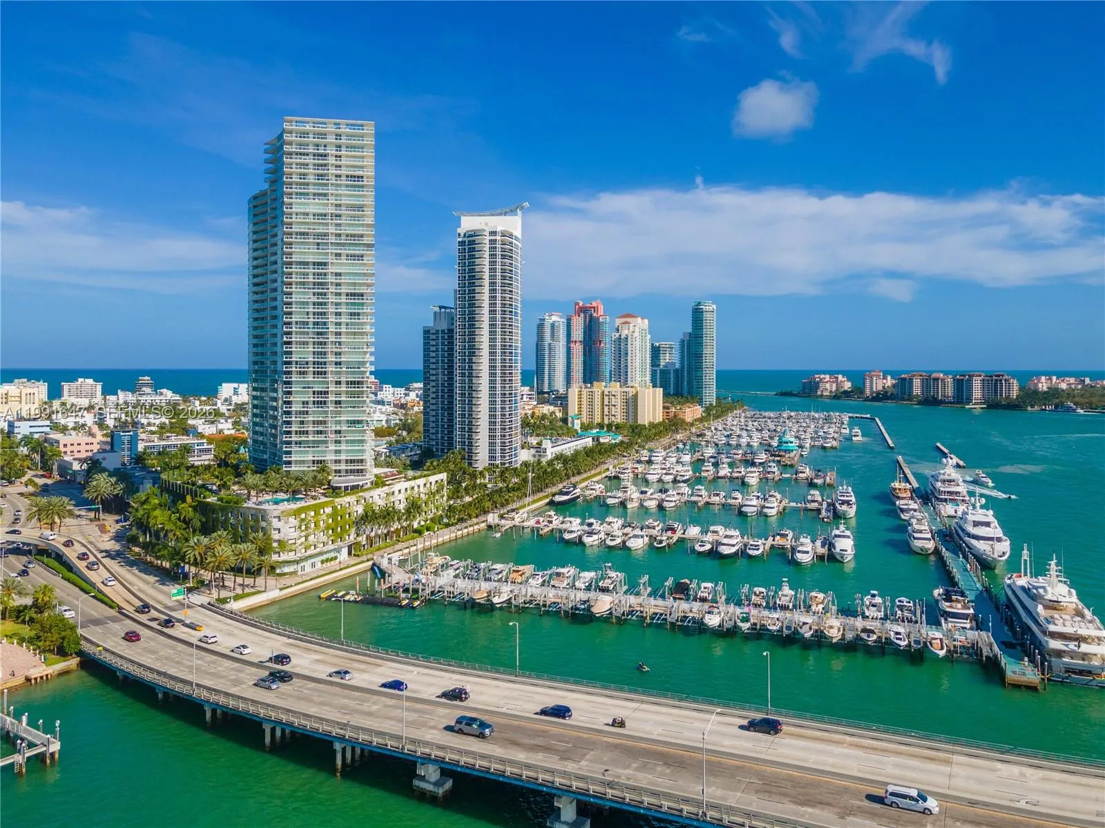 Alquilada 450 Alton Road 906, Miami Beach, FL 33139, Miami Beach, FL 33139