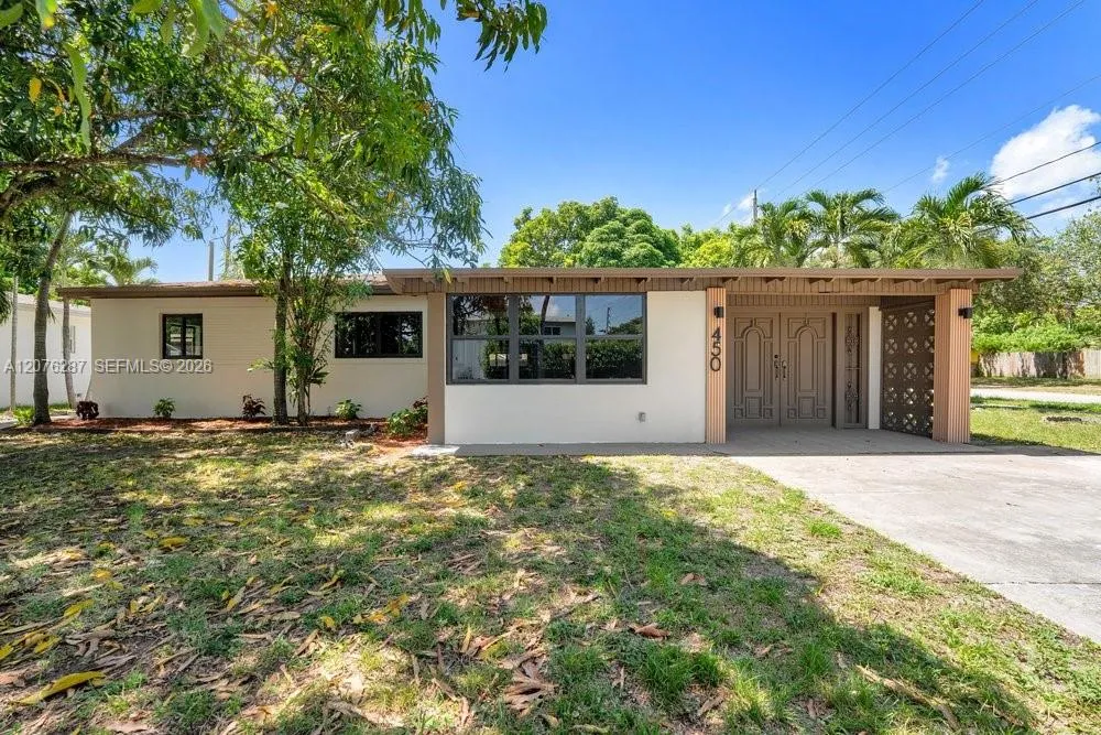 Foto de propiedad en 450 NW 140th Street, Miami, FL 33168 Miami con MLS# 