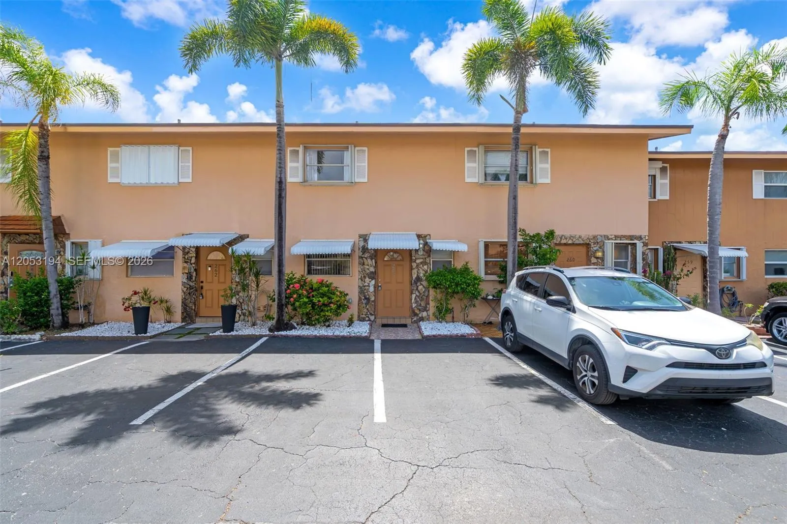 En Venta 450 SE 7th Street 261, Dania Beach, FL 33004, Dania Beach, FL 33004