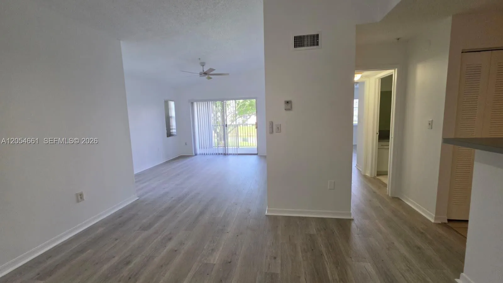 Foto de propiedad en 4500 NW 107th Avenue 201-9, Doral, FL 33178 Doral con MLS# 