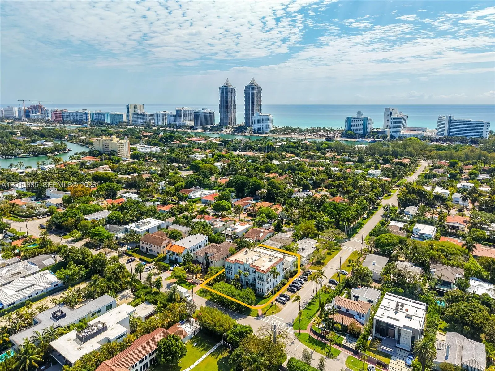 Foto de propiedad en 4501 Prairie Avenue 1, Miami Beach, FL 33140 Miami Beach con MLS# 