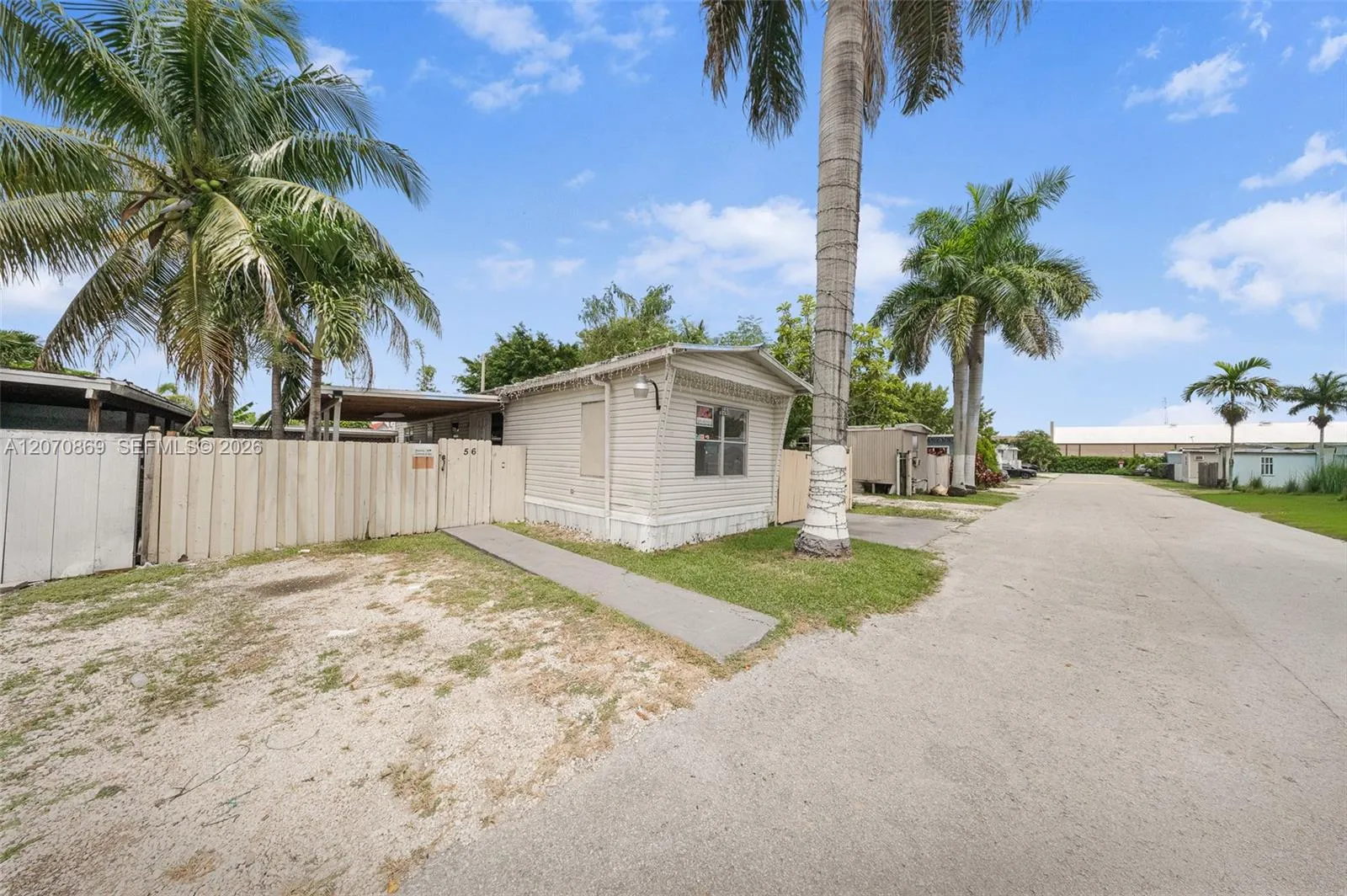 Foto de propiedad en 451 SE 8th Street lot 56, Homestead, FL 33030 Homestead con MLS# 