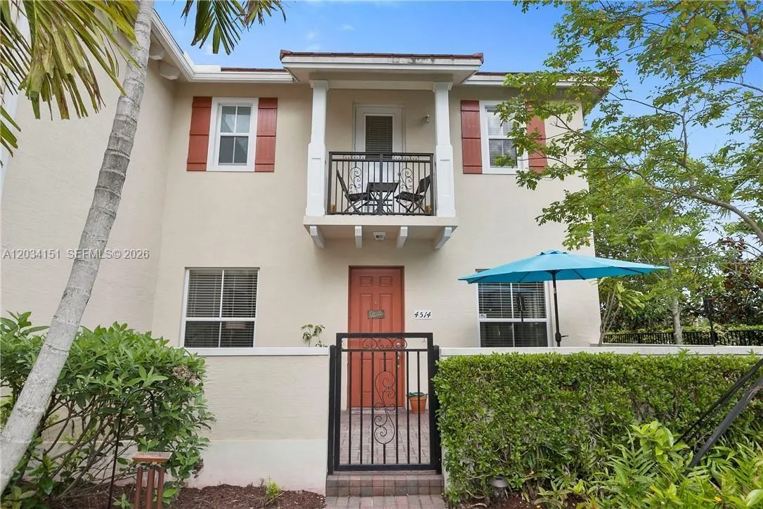 Alquilada 4514 Monarch Way, Coconut Creek, FL 33073, Coconut Creek, FL 33073