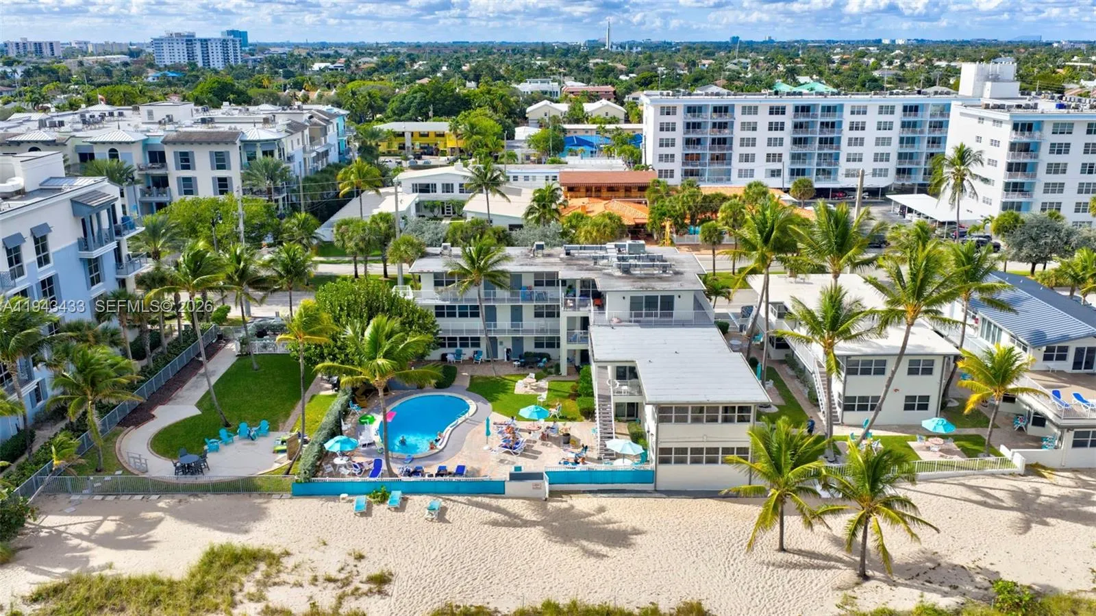 Foto de propiedad en 4520 El Mar Drive 12, Lauderdale-By-The-Sea, FL 33308 Lauderdale-By-The-Sea con MLS# 