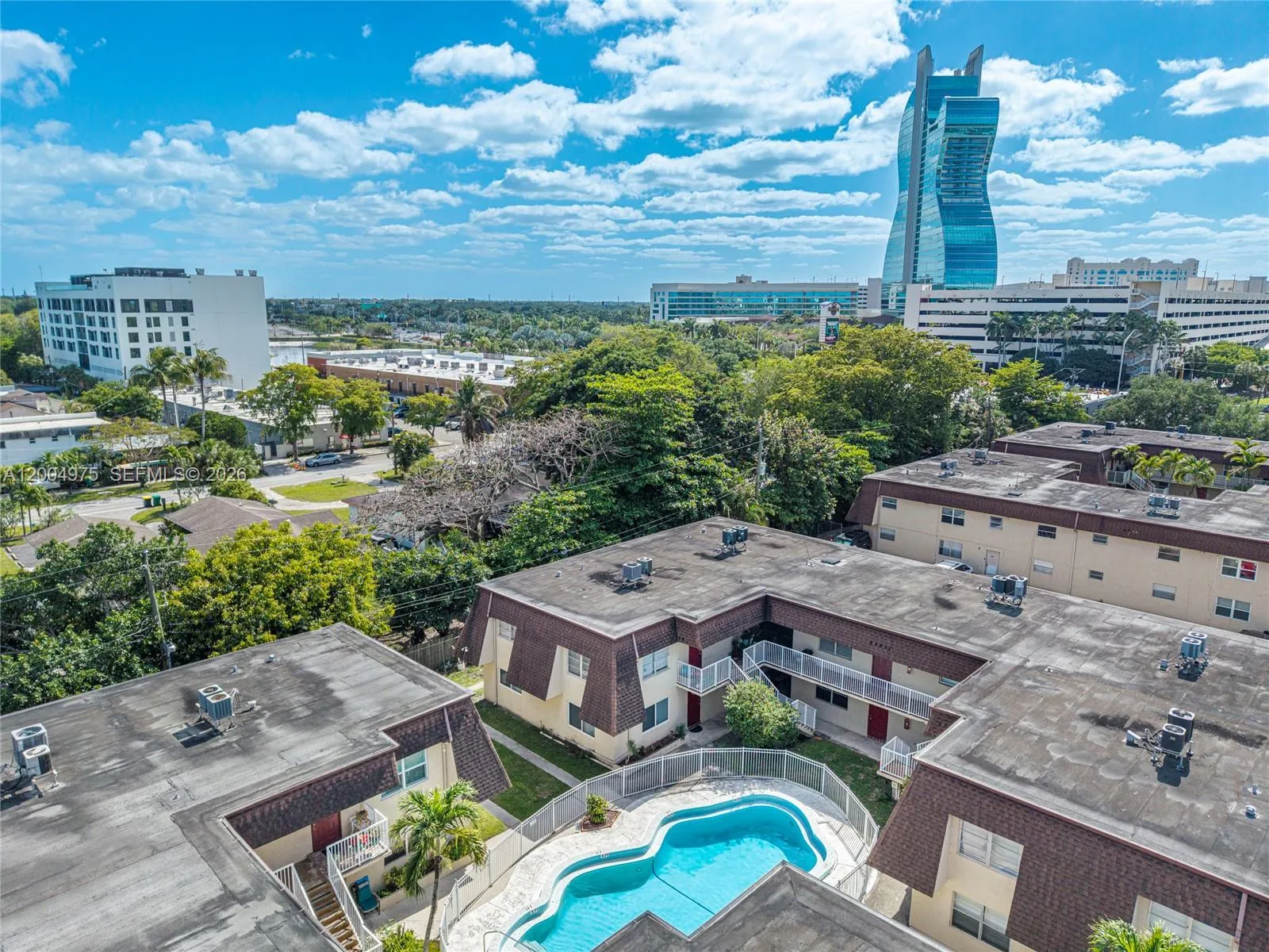 Foto de propiedad en 4524 SW 54th Street 501-W, Dania Beach, FL 33314 Dania Beach con MLS# 