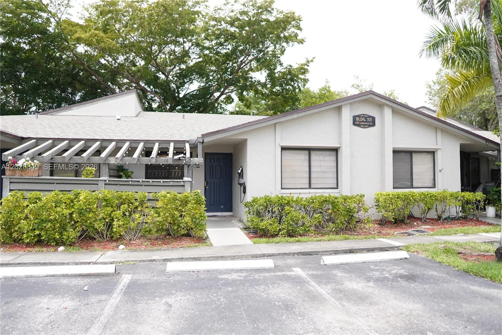 En Renta 453 Lakeview Drive 2, Weston, FL 33326, Weston, FL 33326