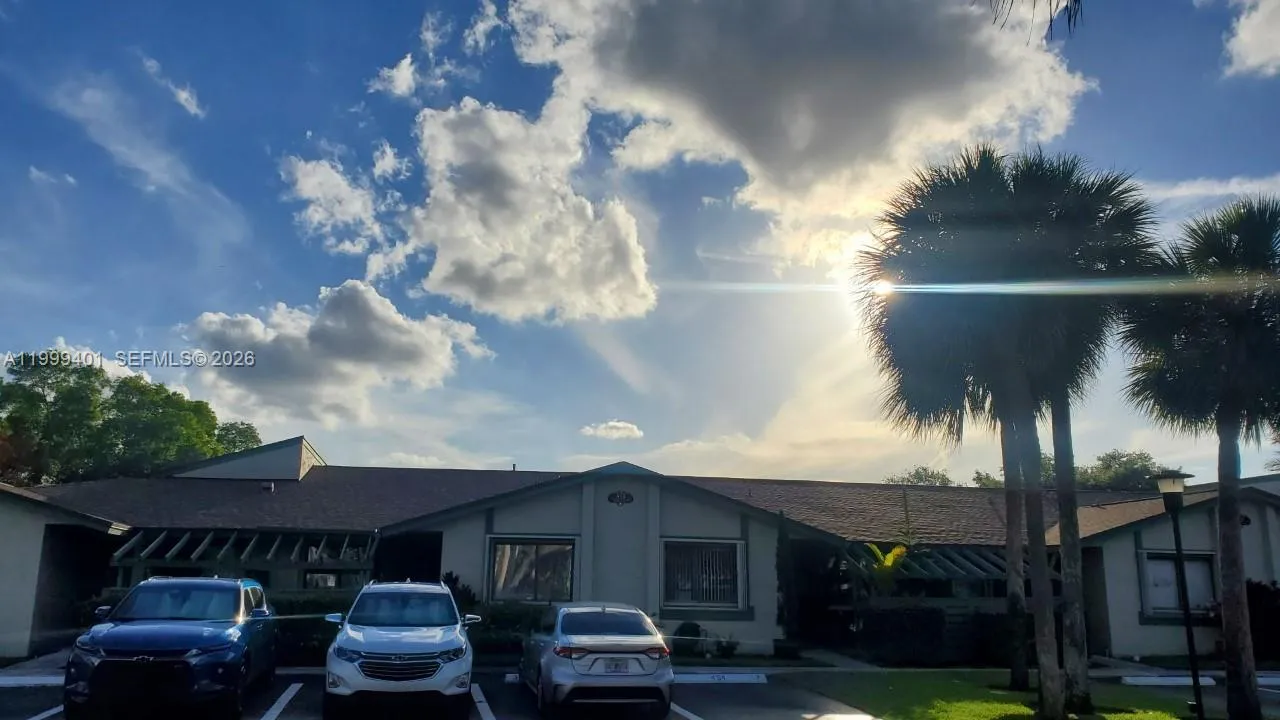 En Renta 454 Lakeview Drive 2, Weston, FL 33326, Weston, FL 33326