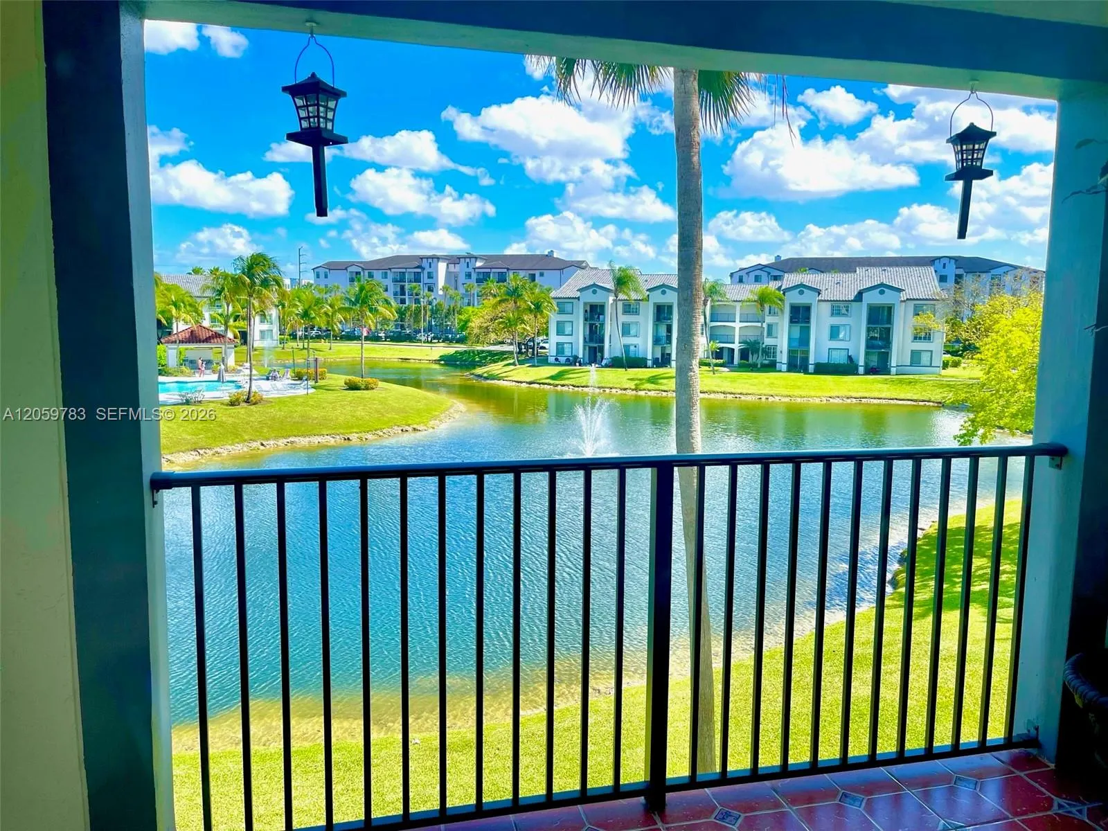 Foto de propiedad en 4540 NW 107th Avenue 308-11, Doral, FL 33178 Doral con MLS# 