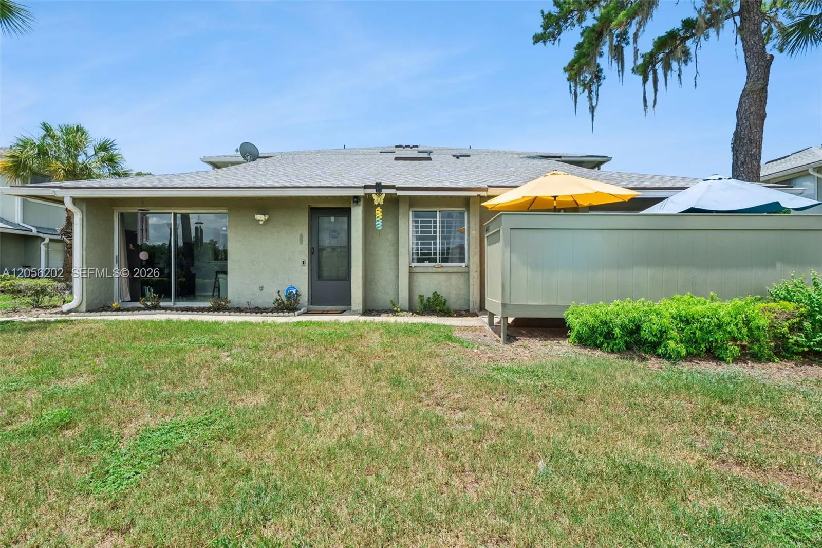 Foto de propiedad en 4541 Ring Neck Road 35-A, Orlando, FL 32808 Orlando con MLS# 