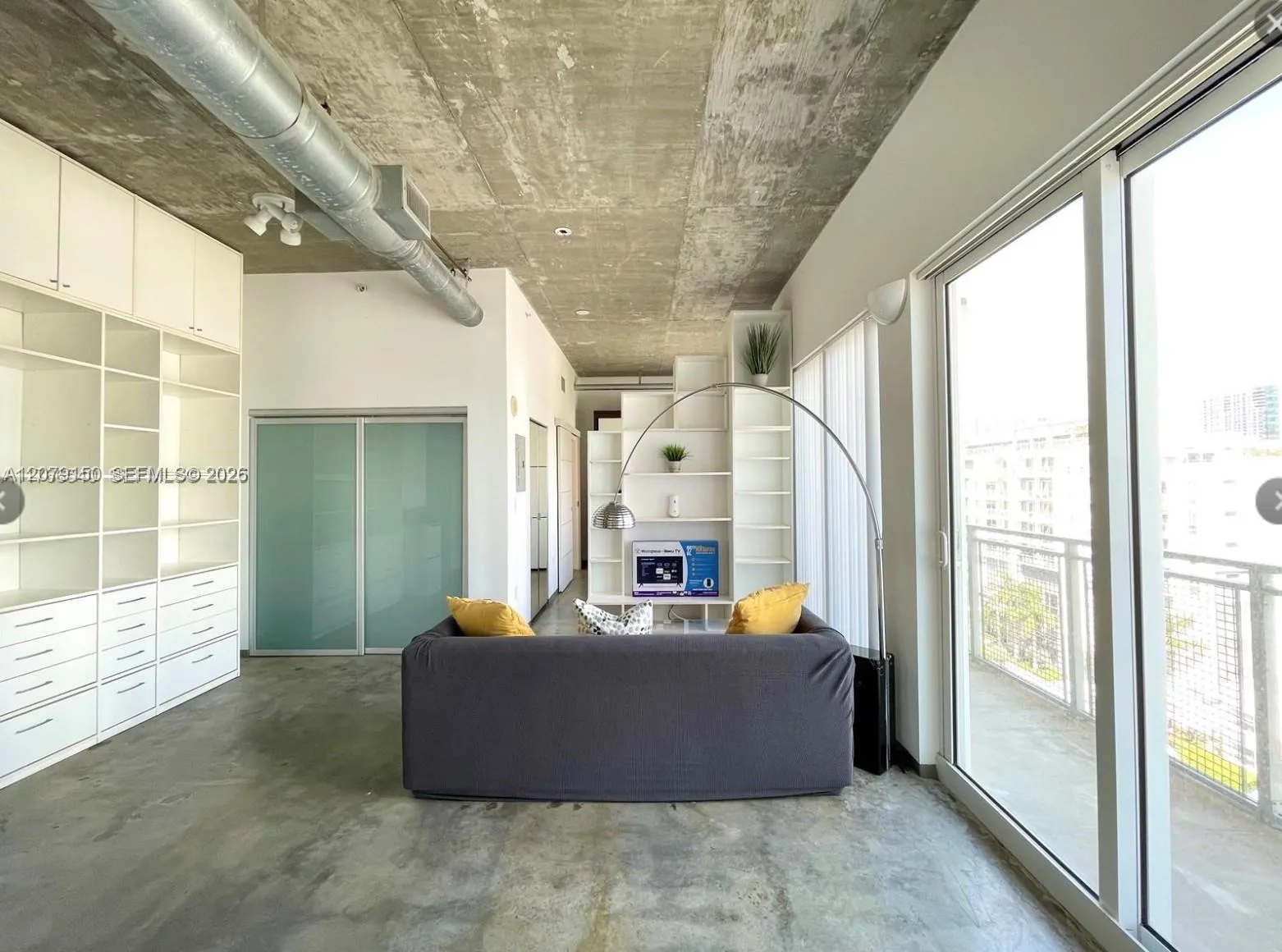 Foto de propiedad en 455 NE 25th Street 904, Miami, FL 33137 Miami con MLS# 