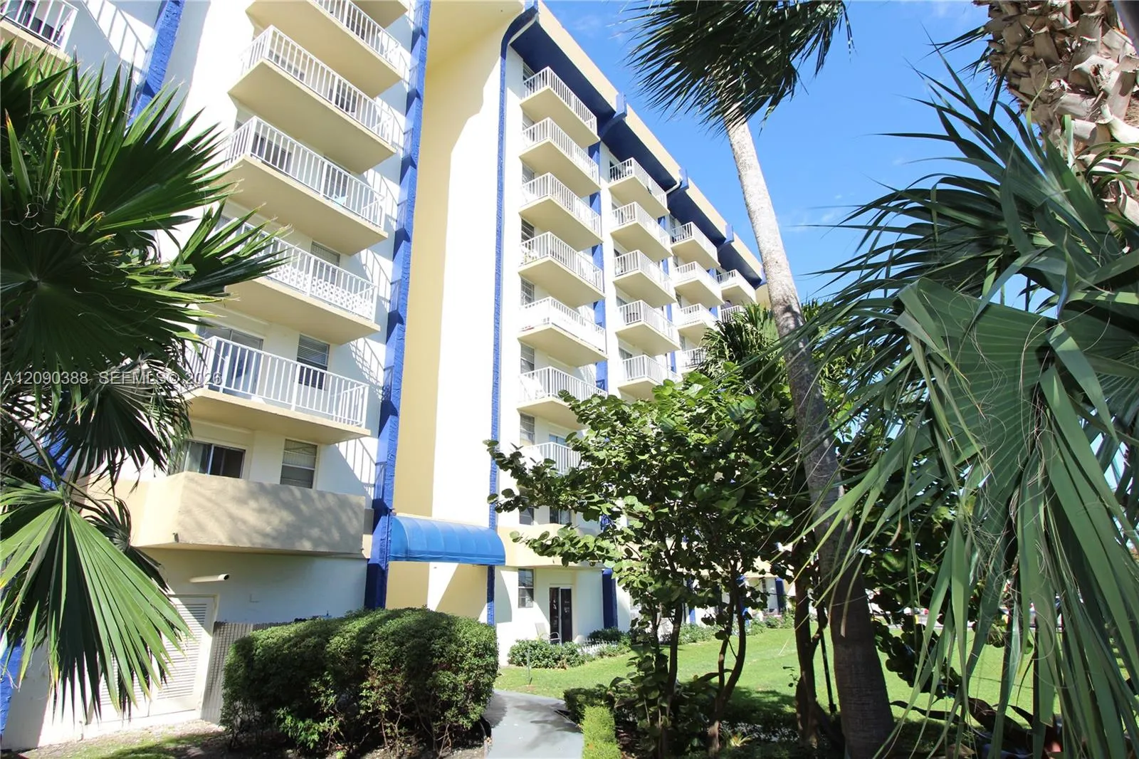 En Renta 4550 NW 9 Street 406E, Miami, FL 33126, Miami, FL 33126