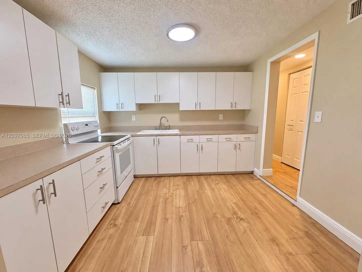 En Renta 460 N Deerfield Avenue 0, Deerfield Beach, FL 33441, Deerfield Beach, FL 33441