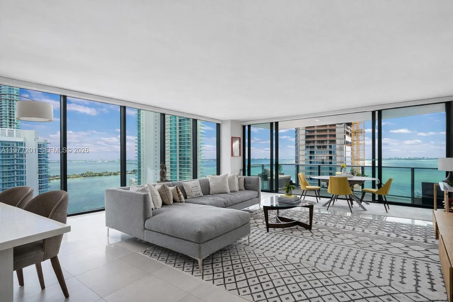 Foto de propiedad en 460 NE 28th Street 1901, Miami, FL 33137 Miami con MLS# 