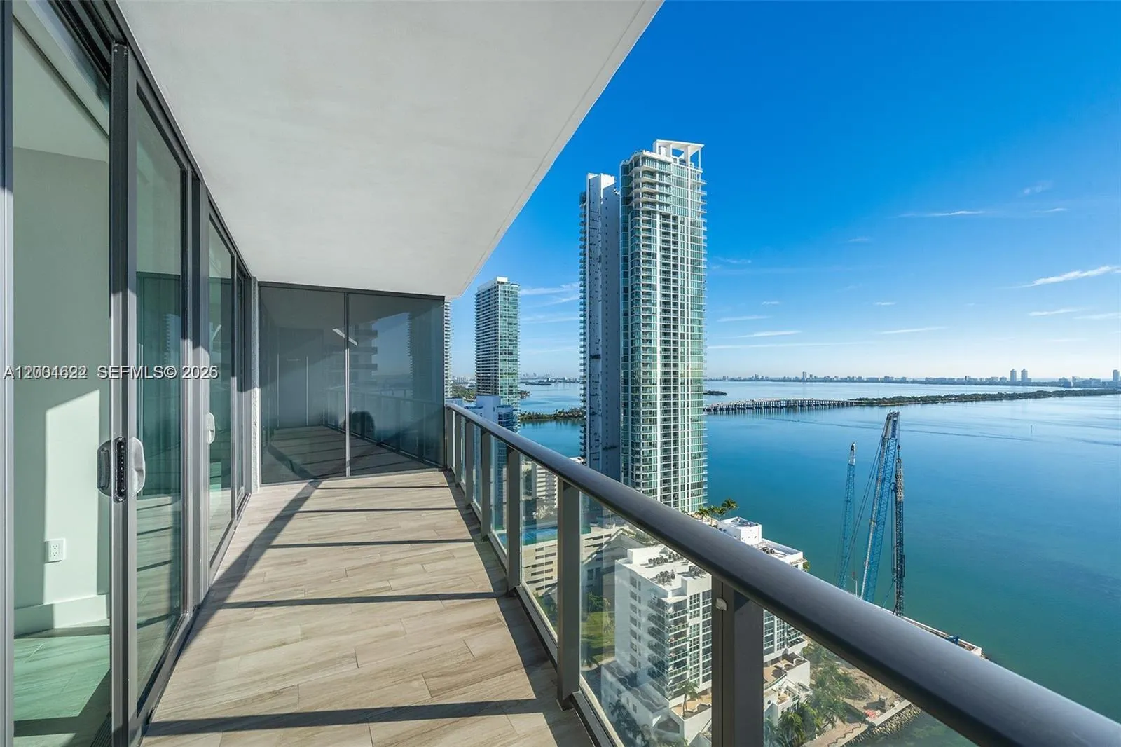 Foto de propiedad en 460 NE 28th Street 2707, Miami, FL 33137 Miami con MLS#