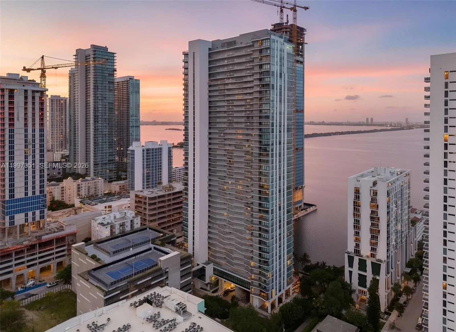 Foto de propiedad en 460 NE 28th Street 2908, Miami, FL 33137 Miami con MLS#