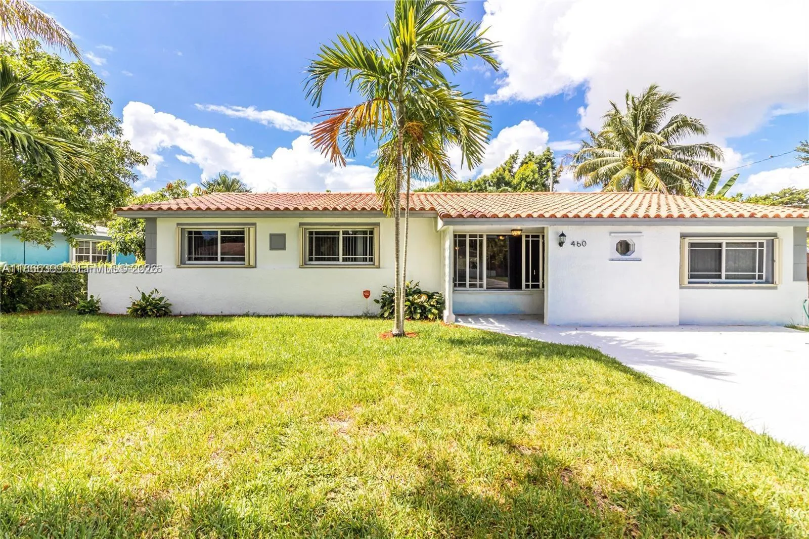 Foto de propiedad en 460 NW 88th Terrace, El Portal, FL 33150 El Portal con MLS# 