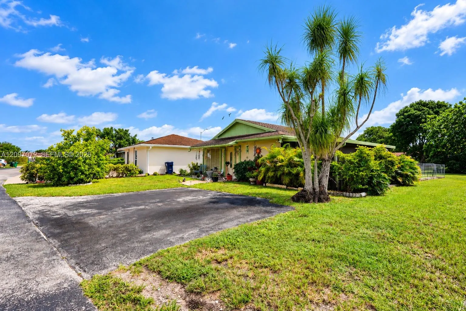 En Venta 4601 SW 137th Court, Miami, FL 33175, Miami, FL 33175