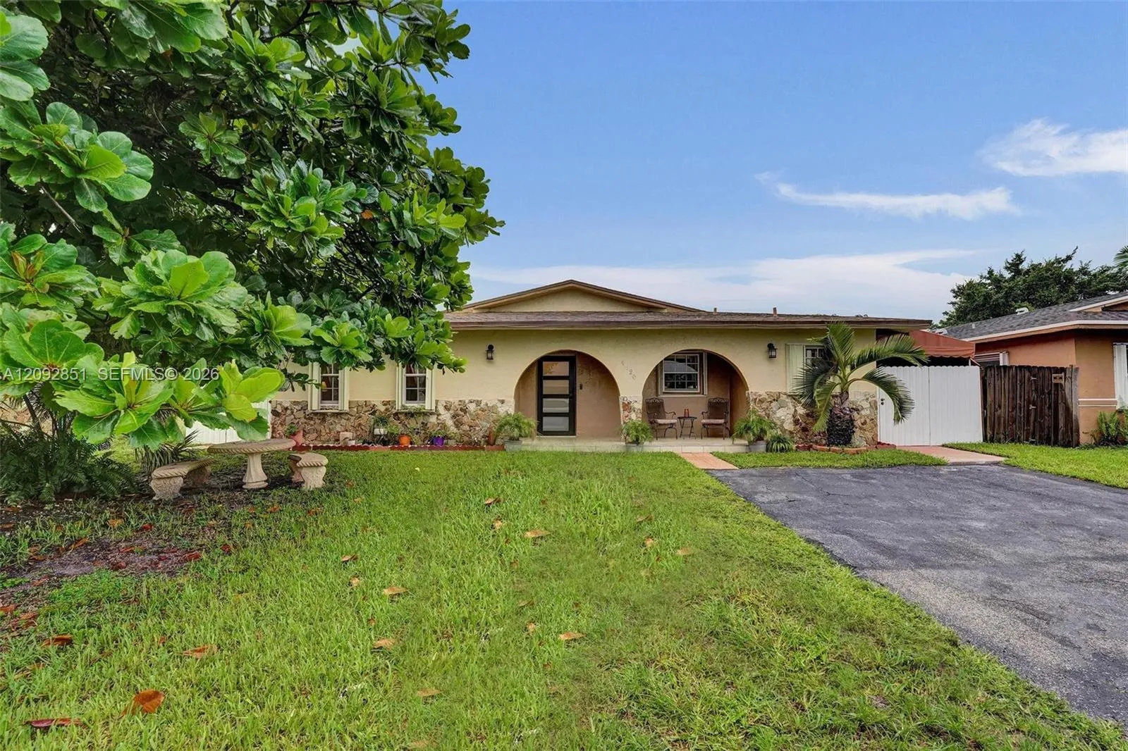 En Venta 4620 SW 43rd Terrace, Dania Beach, FL 33314, Dania Beach, FL 33314