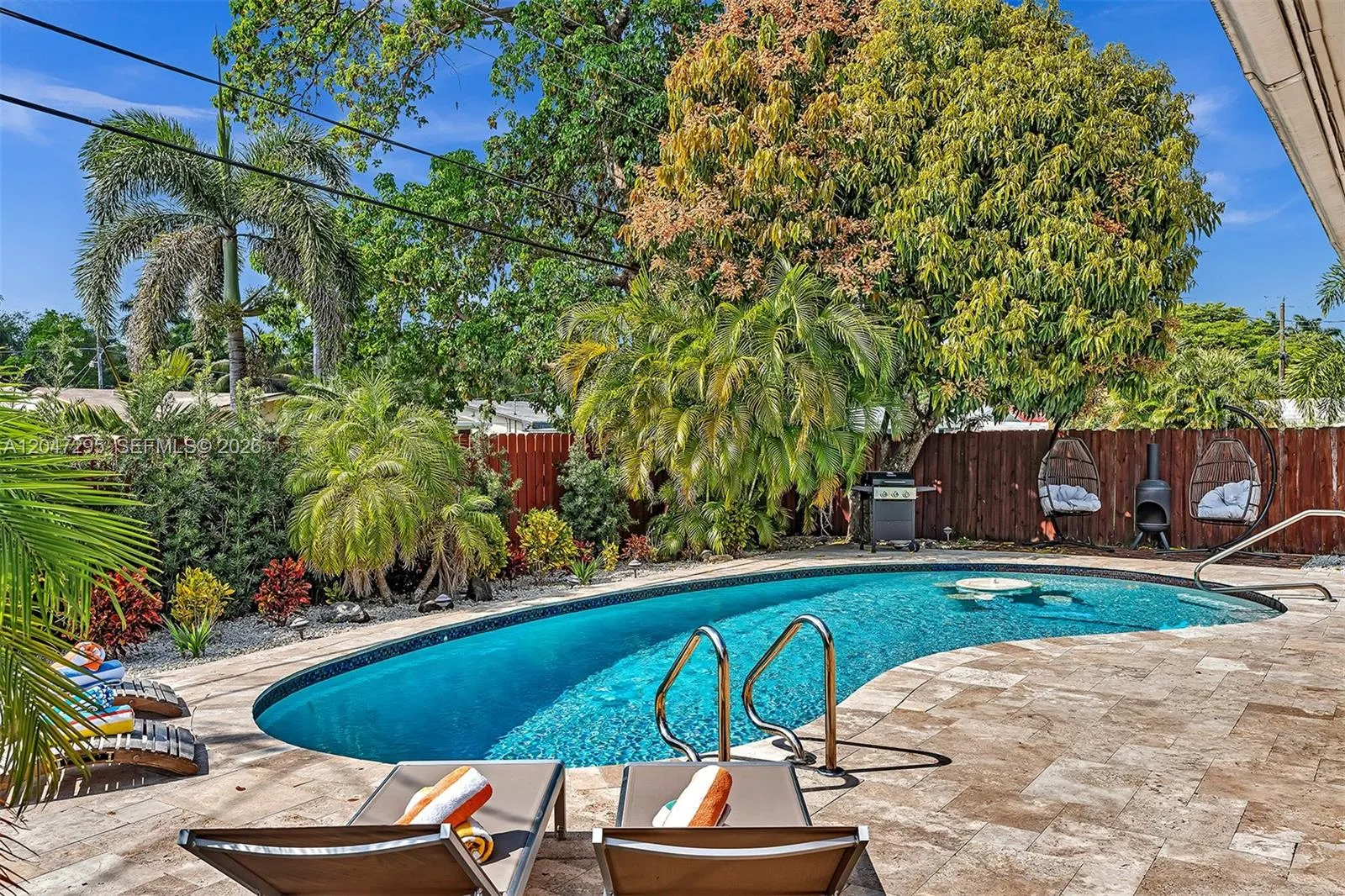 Foto de propiedad en 4633 SW 28th Avenue, Dania Beach, FL 33312 Dania Beach con MLS# 