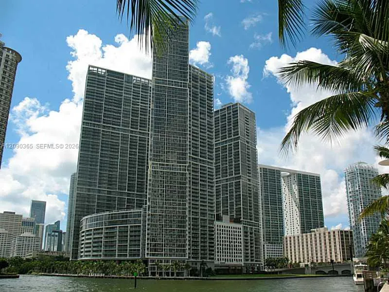 Foto de propiedad en 465 Brickell Avenue 3002, Miami, FL 33131 Miami con MLS# 