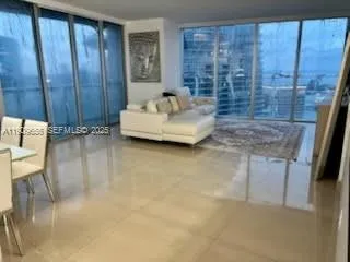 Foto de propiedad en 465 Brickell Avenue 5402, Miami, FL 33131 Miami con MLS#