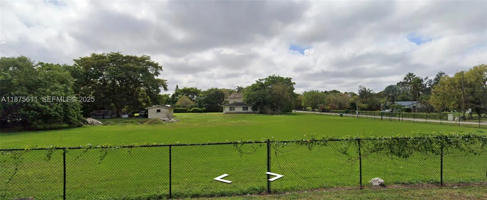 Foto de propiedad en 4650 SW 126th Avenue, Southwest Ranches, FL 33330 Southwest Ranches con MLS# 