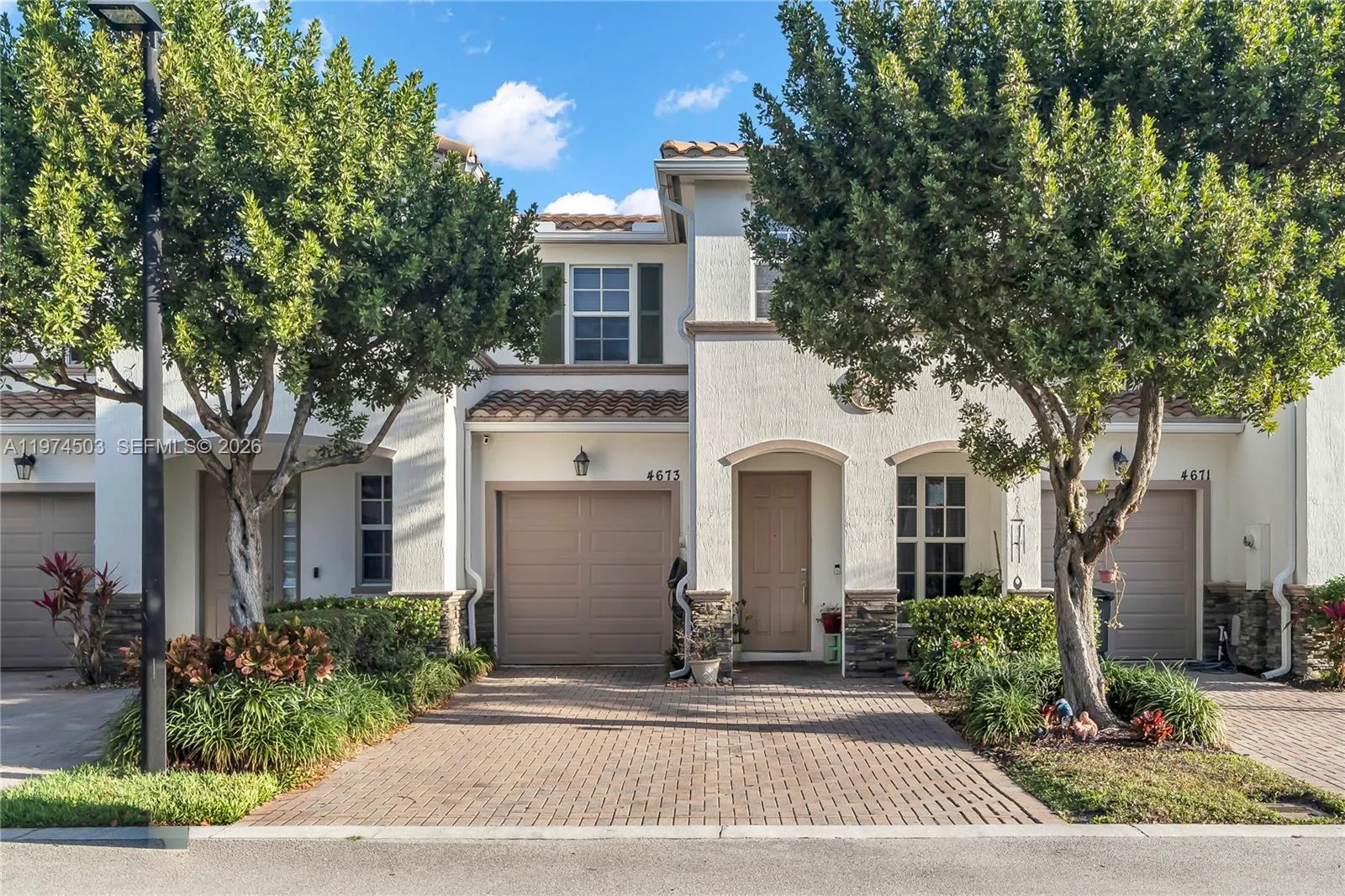Foto de propiedad en 4673 Tara Cove Way, West Palm Beach, FL 33417 West Palm Beach con MLS# 
