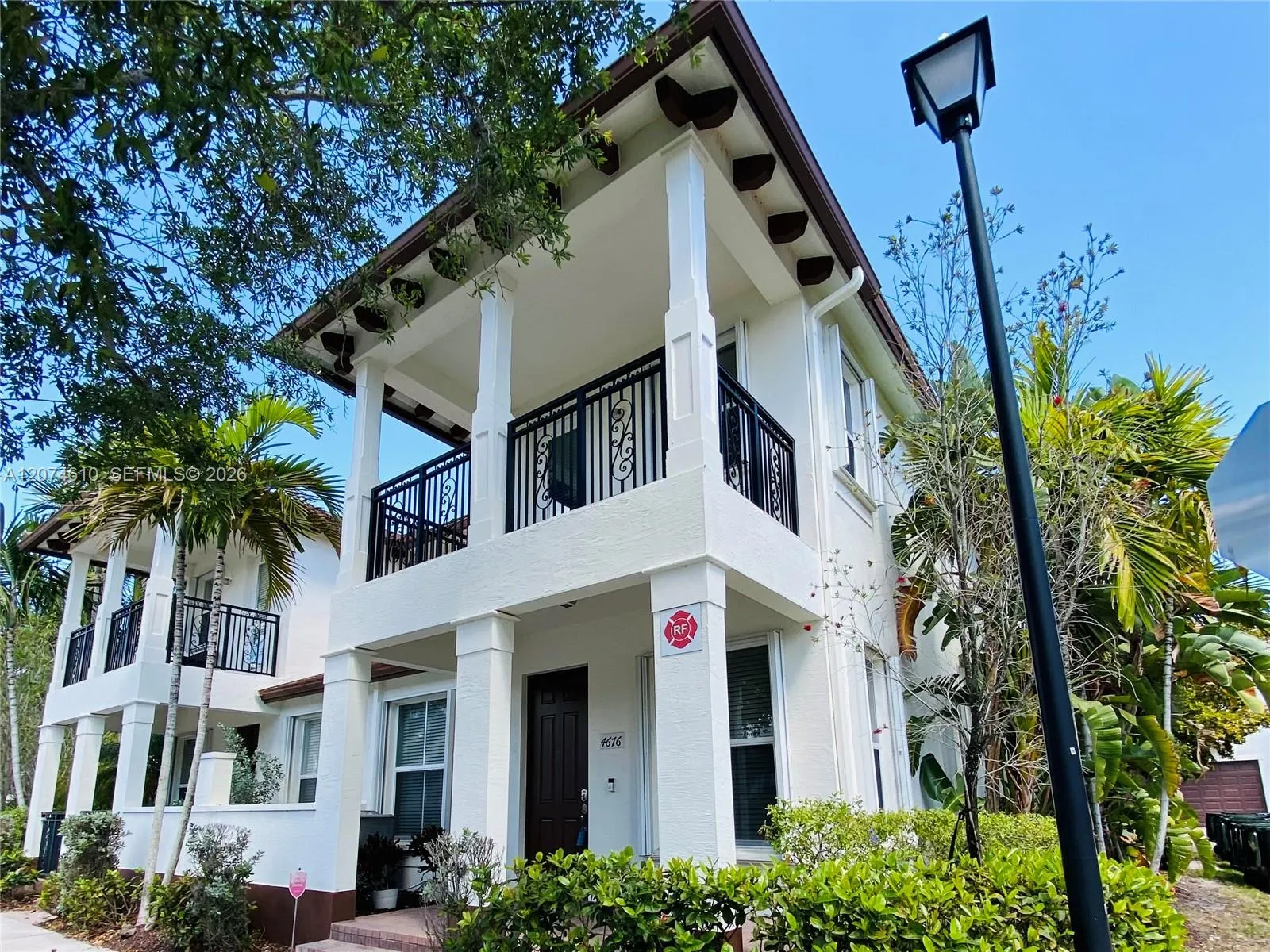 Foto de propiedad en 4676 Monarch Way, Coconut Creek, FL 33073 Coconut Creek con MLS# 