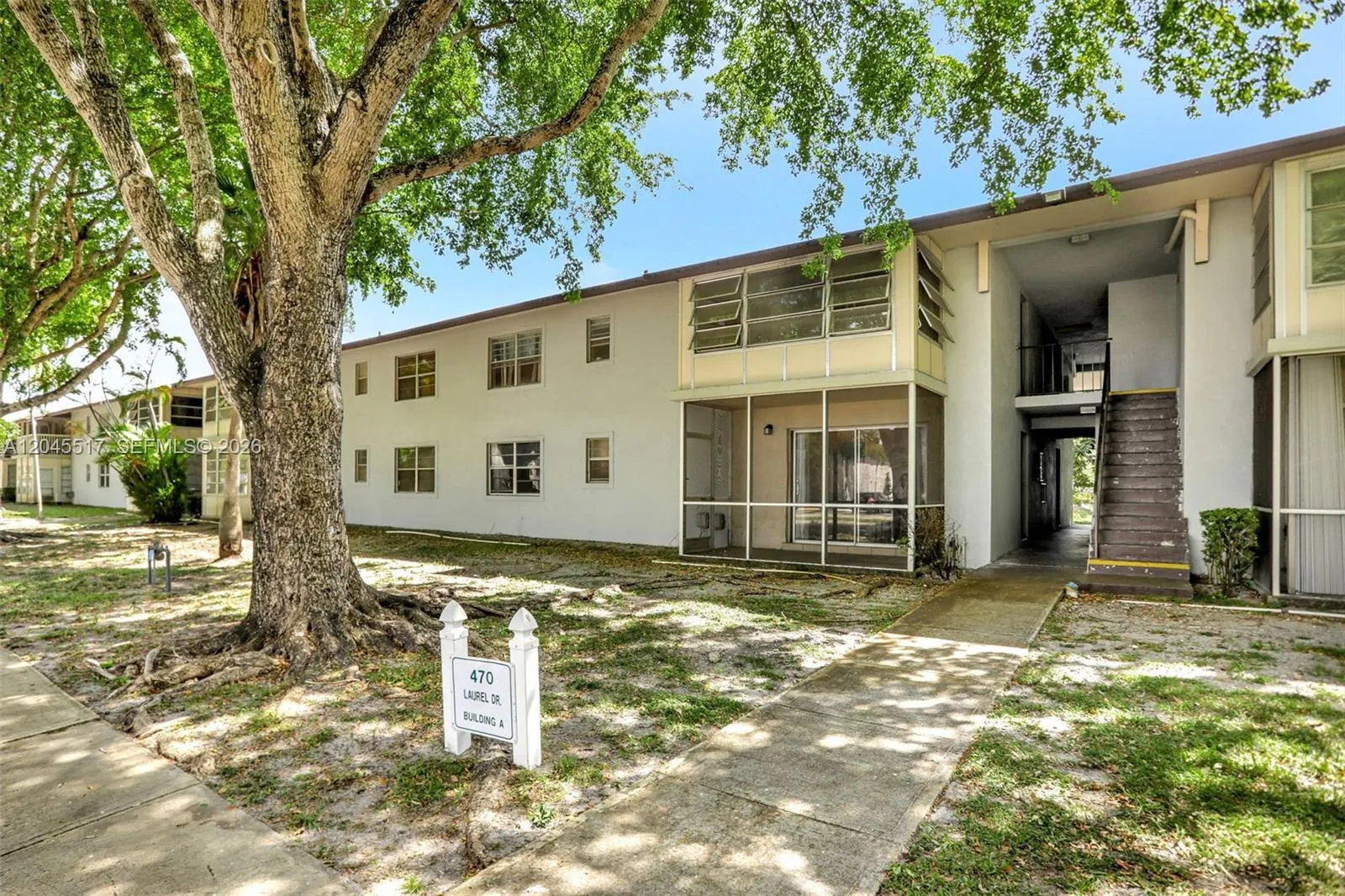 Foto de propiedad en 470 N Laurel Drive 1A, Margate, FL 33063 Margate con MLS# 
