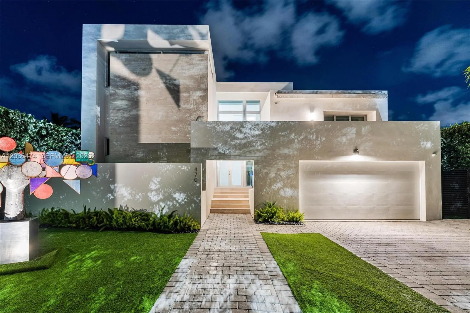 Foto de propiedad en 470 S Shore Drive, Miami Beach, FL 33141 Miami Beach con MLS# 