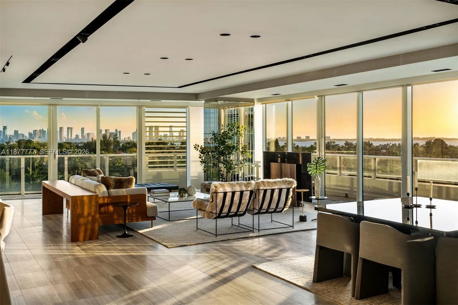 Foto de propiedad en 4701 N Meridian Avenue 512, Miami Beach, FL 33140 Miami Beach con MLS# 