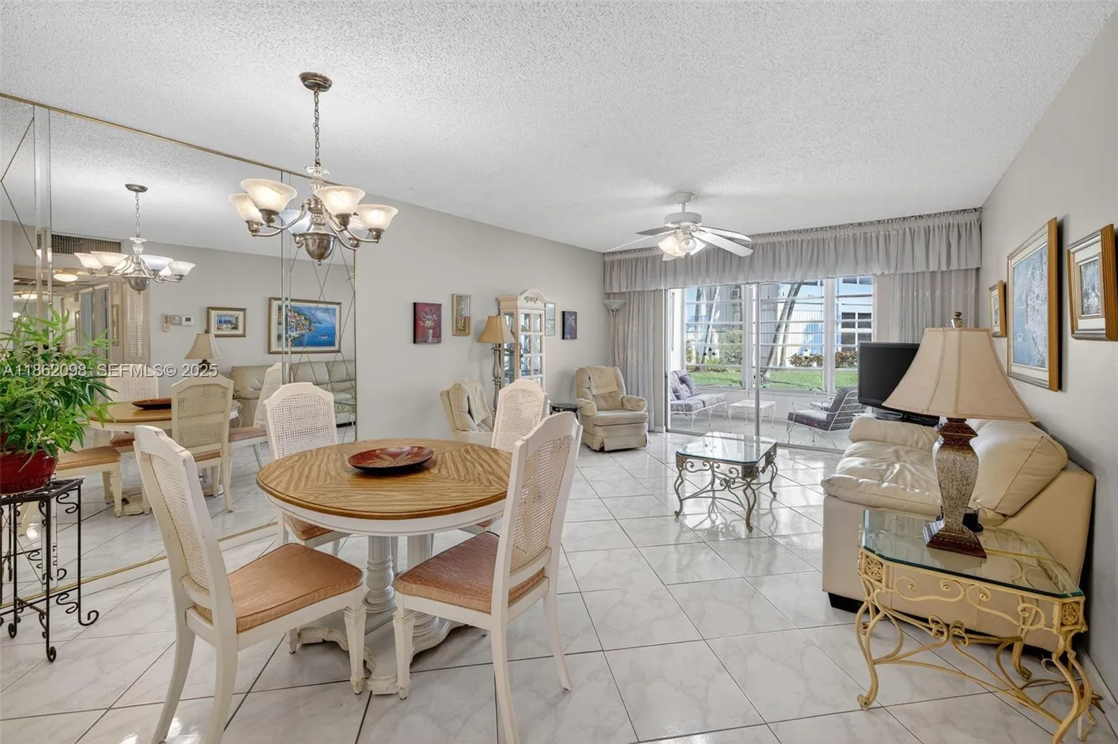Vendido 4706 NW 36th Street 402, Lauderdale Lakes, FL 33319, Lauderdale Lakes, FL 33319