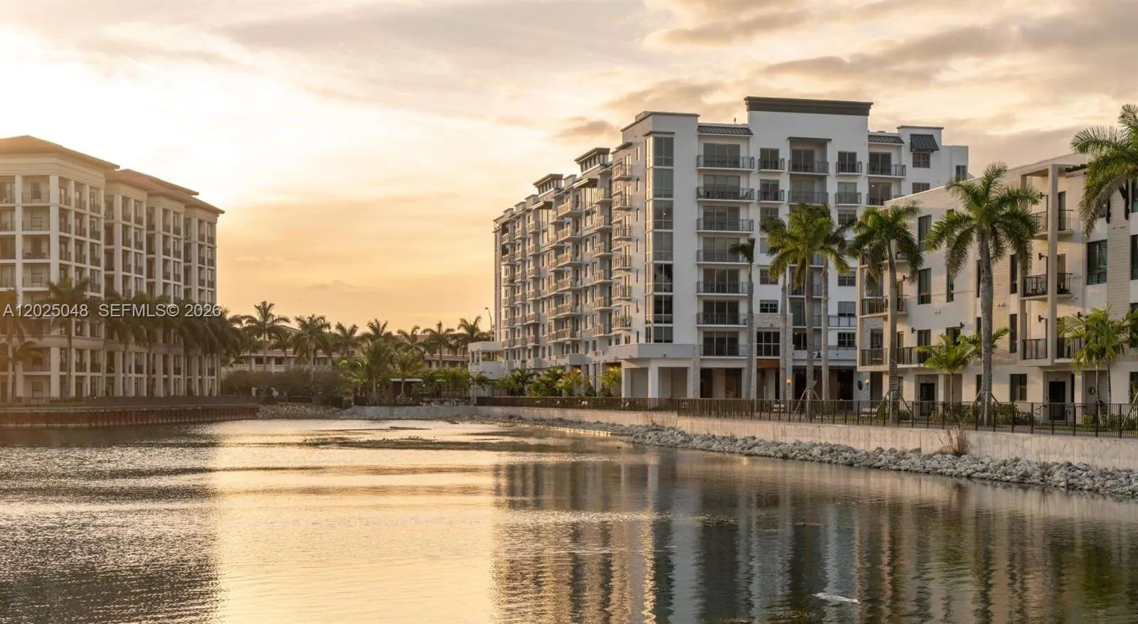 Foto de propiedad en 4720 NW 85th Avenue Crescendo, Doral, FL 33166 Doral con MLS# 