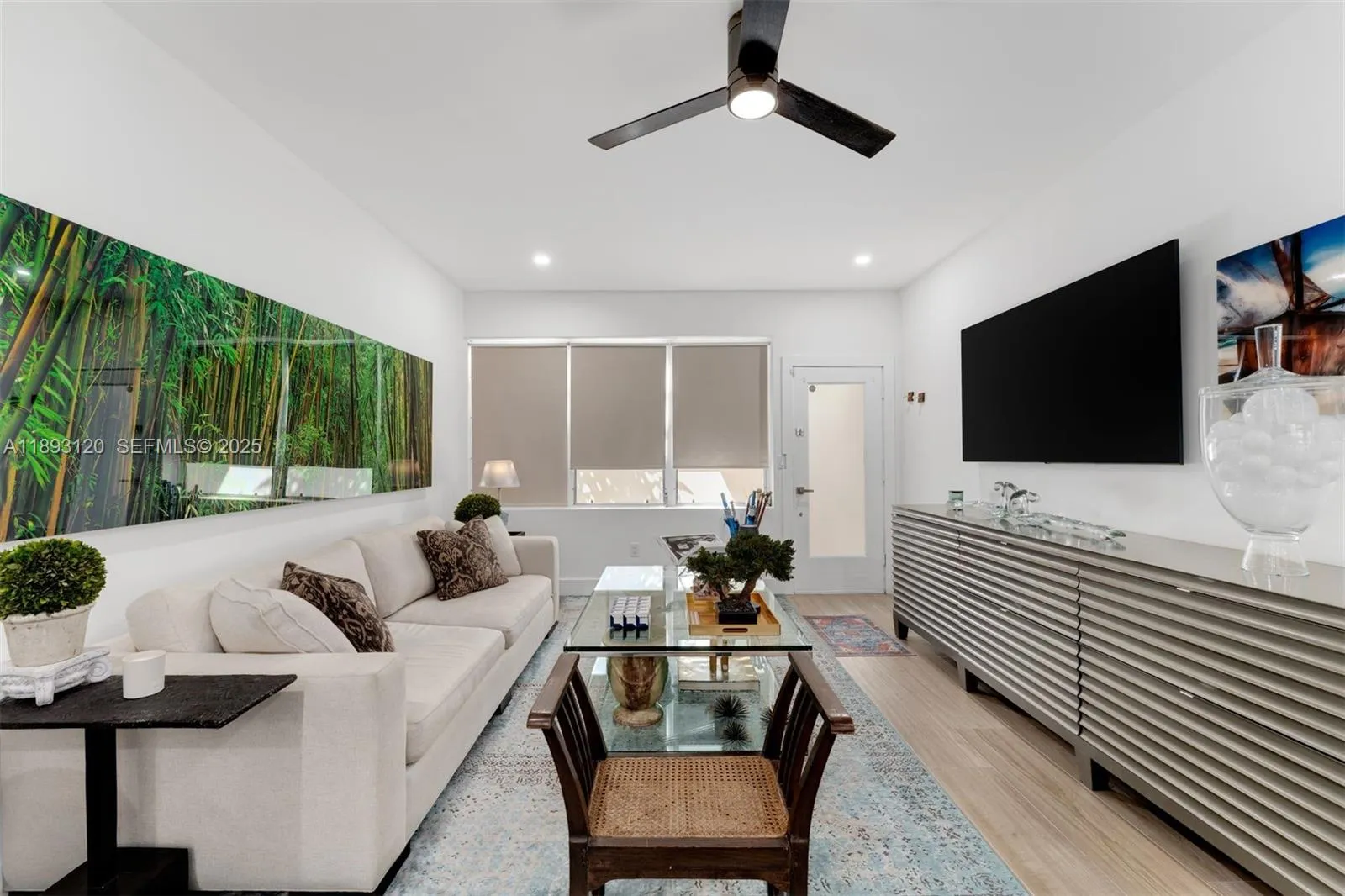 Foto de propiedad en 4720 Pine Tree Drive 2, Miami Beach, FL 33140 Miami Beach con MLS# 