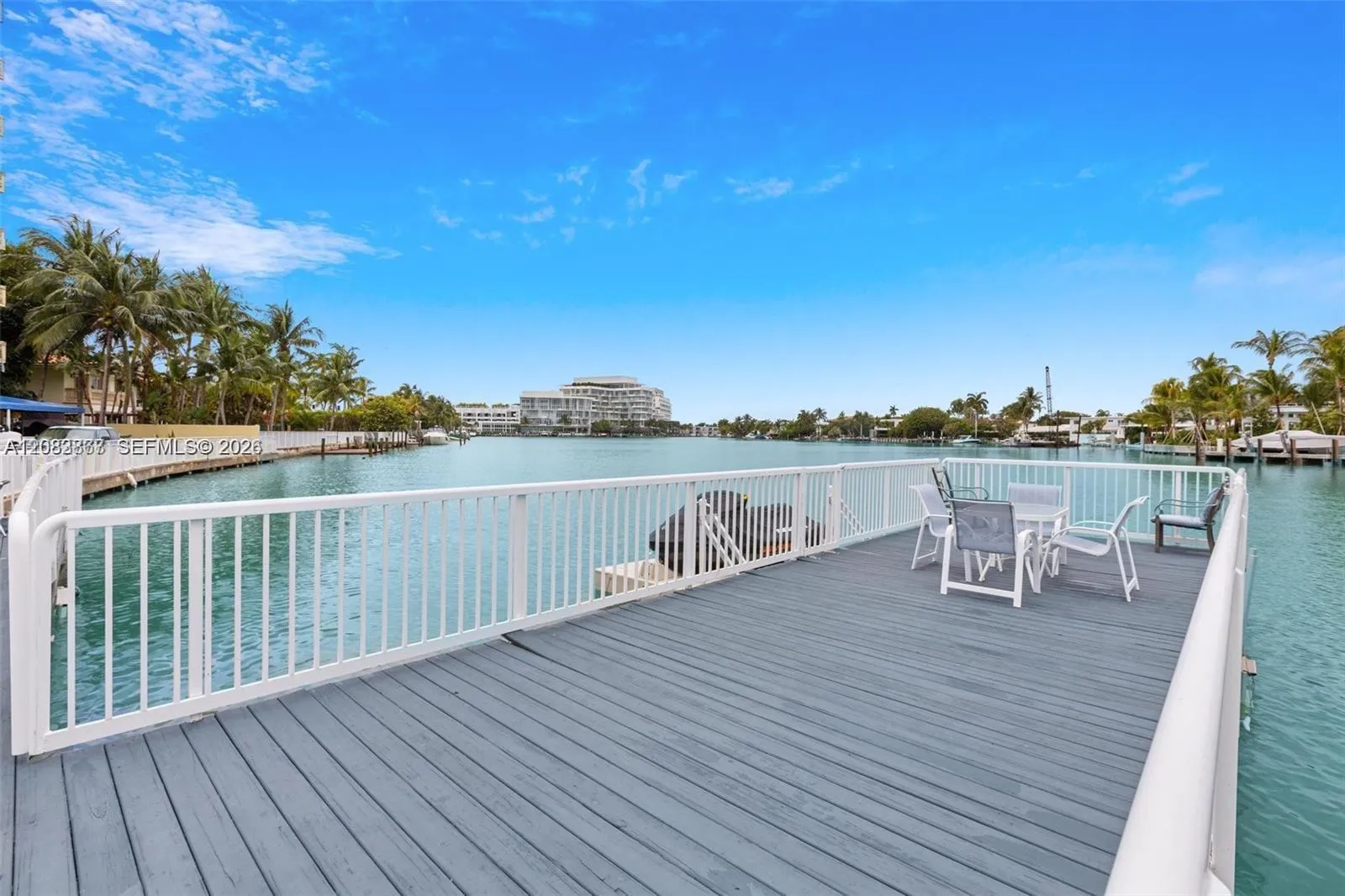 En Renta 4720 Pine Tree Drive 6, Miami Beach, FL 33140, Miami Beach, FL 33140