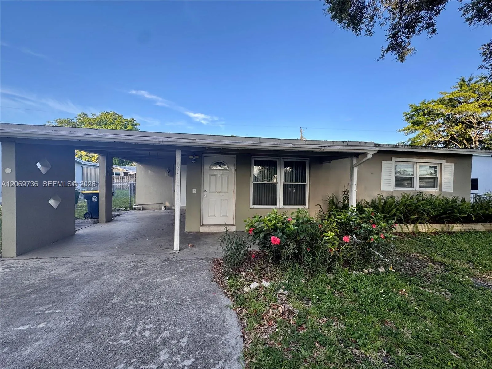 Foto de propiedad en 4720 SW 25th Terrace, Dania Beach, FL 33312 Dania Beach con MLS# 