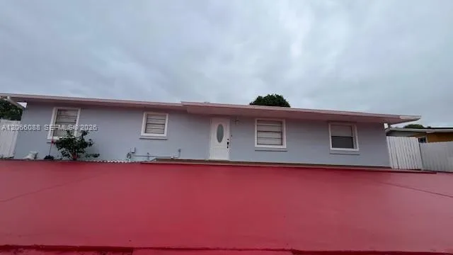 Foto de propiedad en 4722 NW 192nd Terrace, Miami Gardens, FL 33055 Miami Gardens con MLS# 