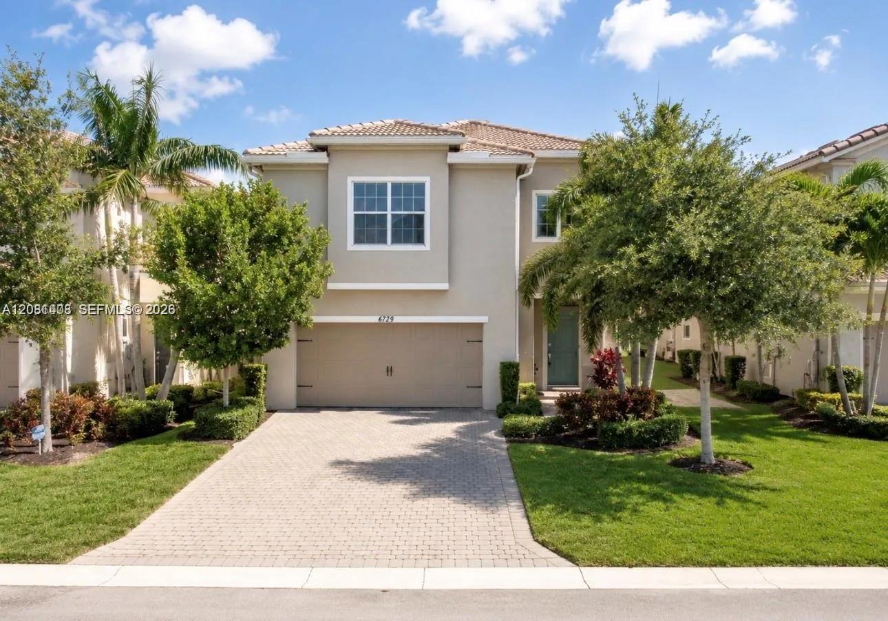En Venta 4729 Greenway Drive, Hollywood, FL 33021, Hollywood, FL 33021